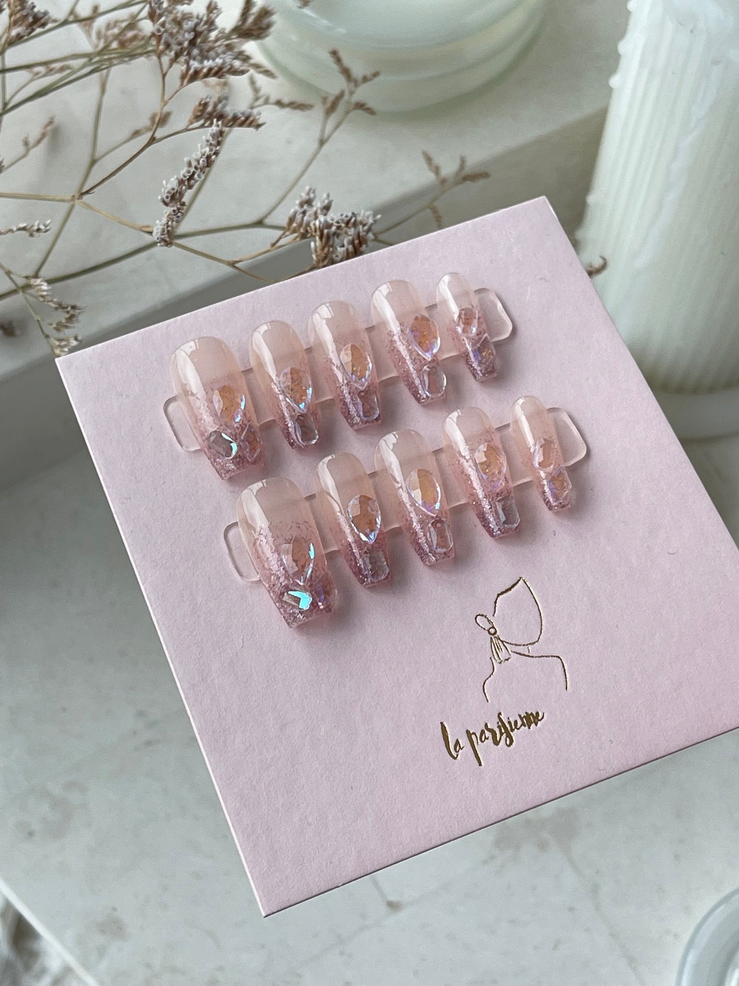 Flora Press On Nails