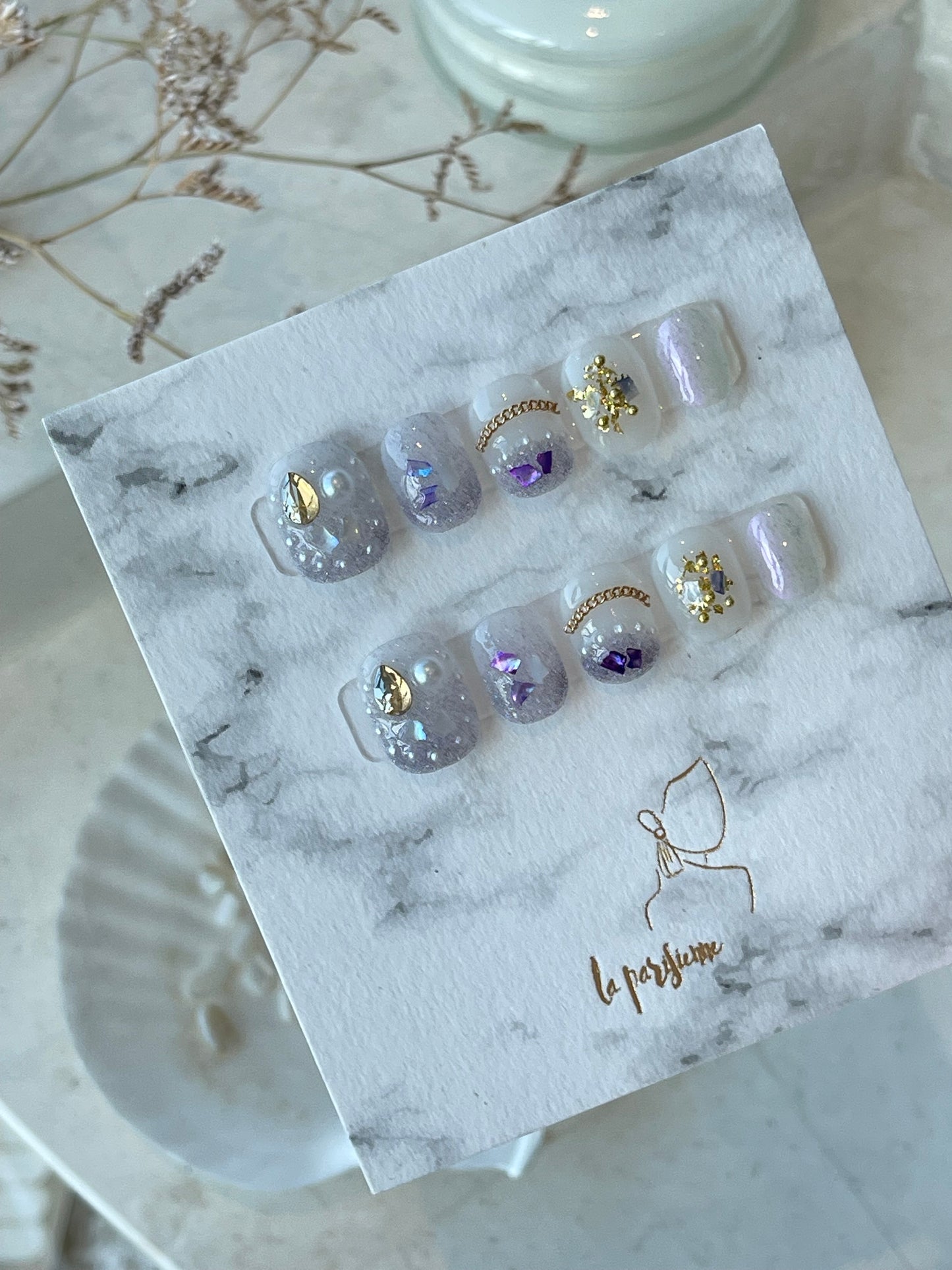 Gill Press On Nails