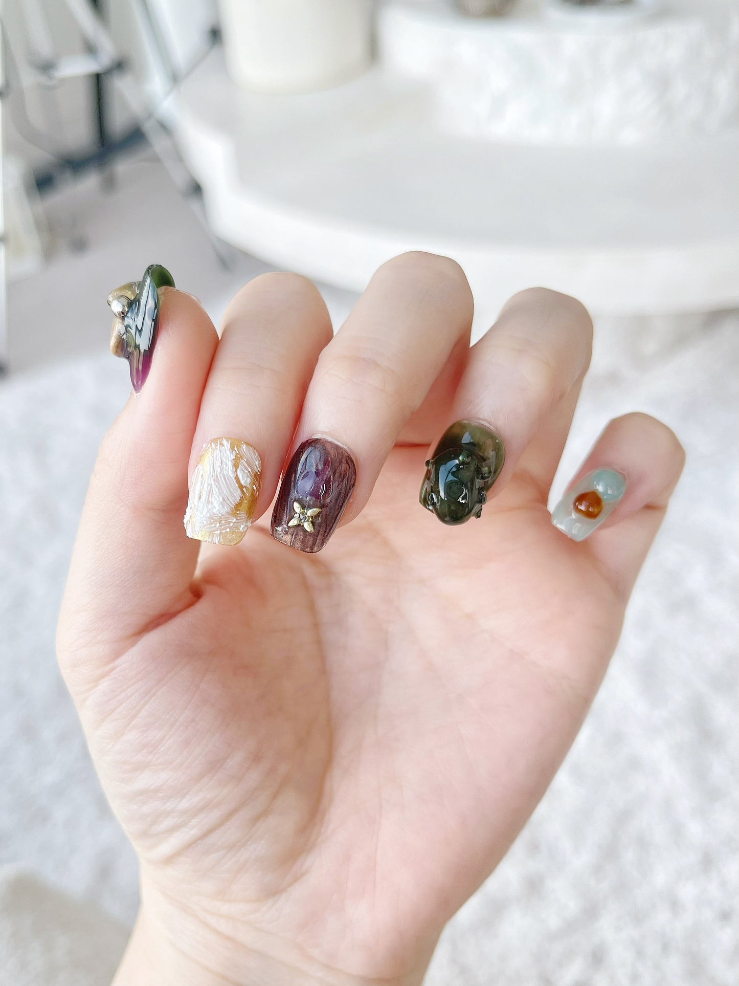 ‘ Amber Whispers ' Customized Press On Nails