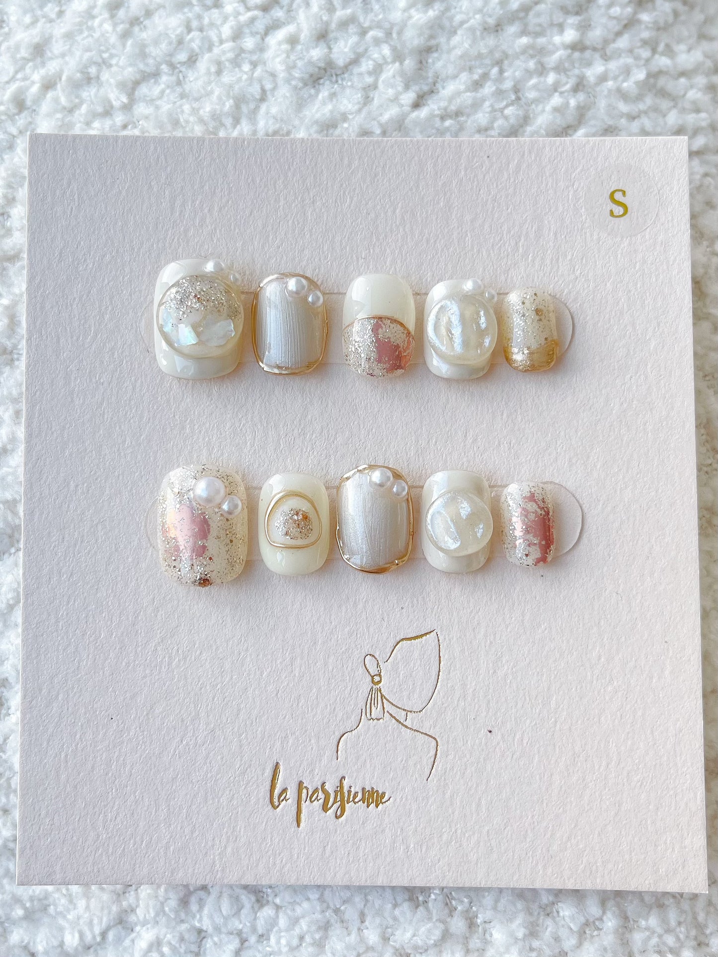 ' Shells ' Customized Press On Nails