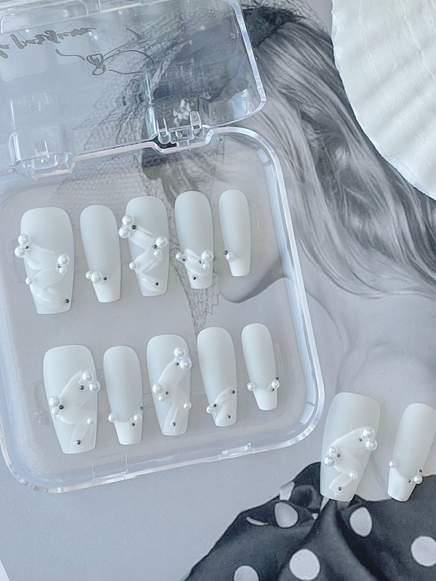 Cloud Feather Press On Nails