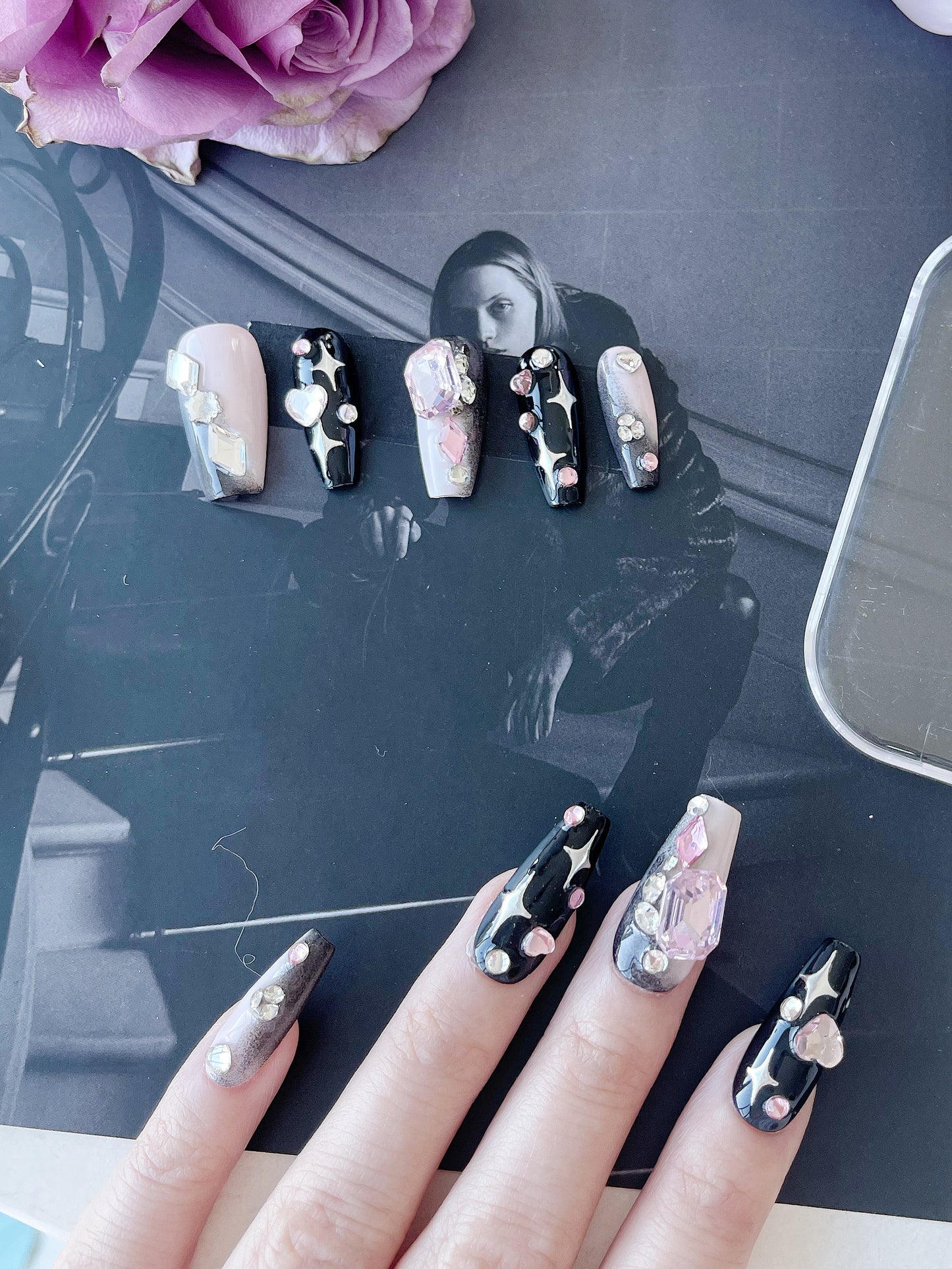 Black Pink Press On Nails