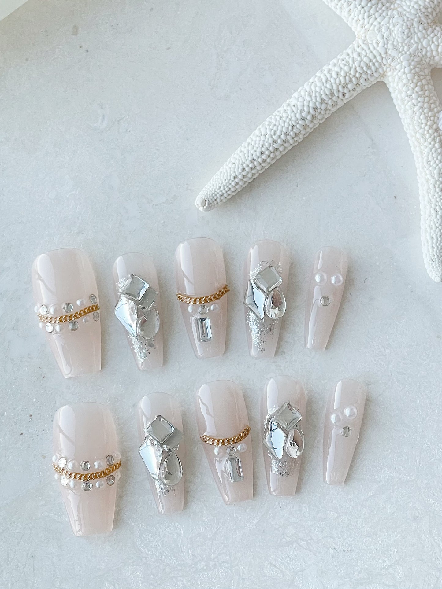 Ivy Press On Nails