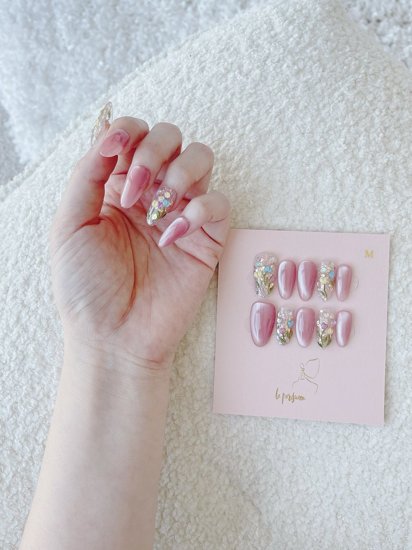 3D Tulips Cat Eye Press On Nails
