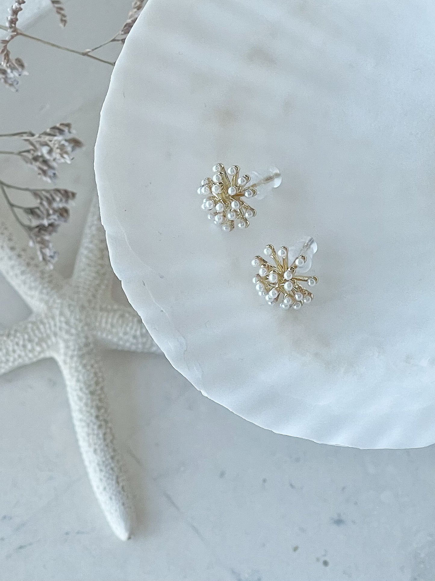 Elain Pearl Sunflower Stud Earrings
