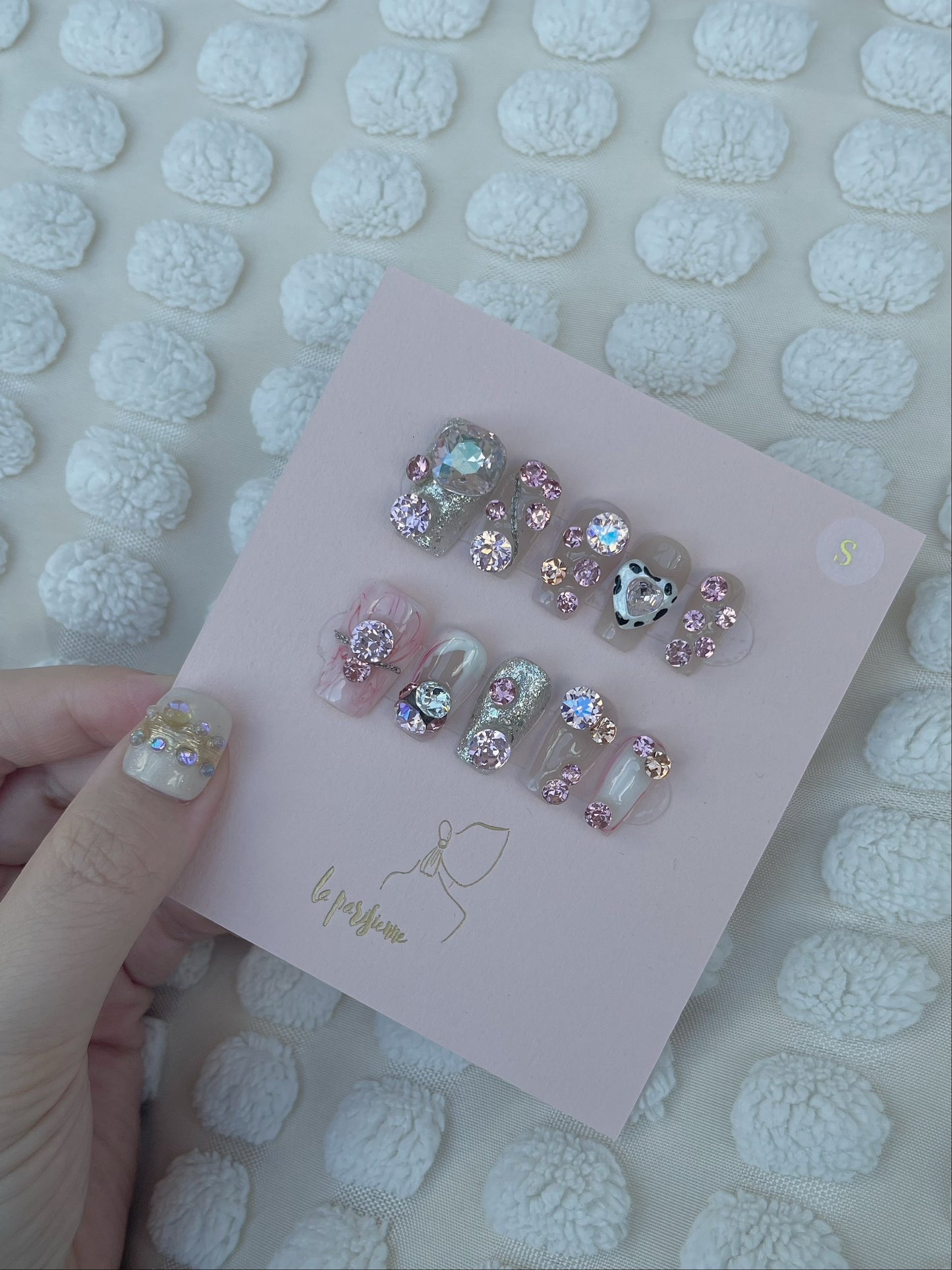 Sparkling Allure Press On Nails