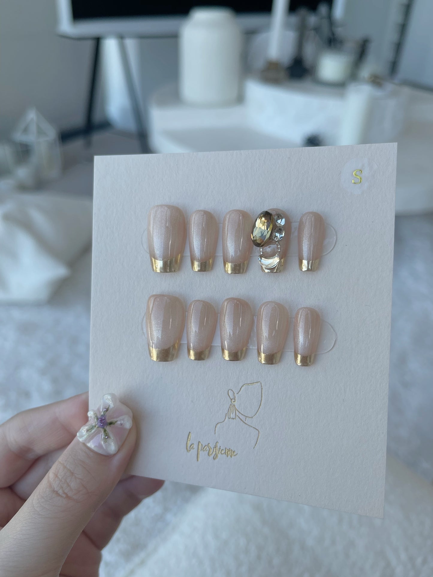 Blossoming Grace Press On Nails