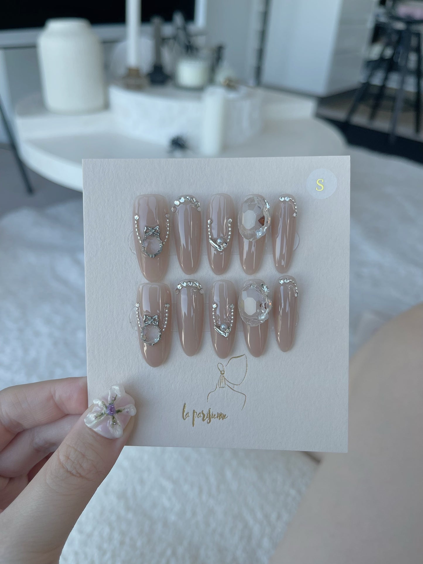 Ice Crane Melody Press On Nails