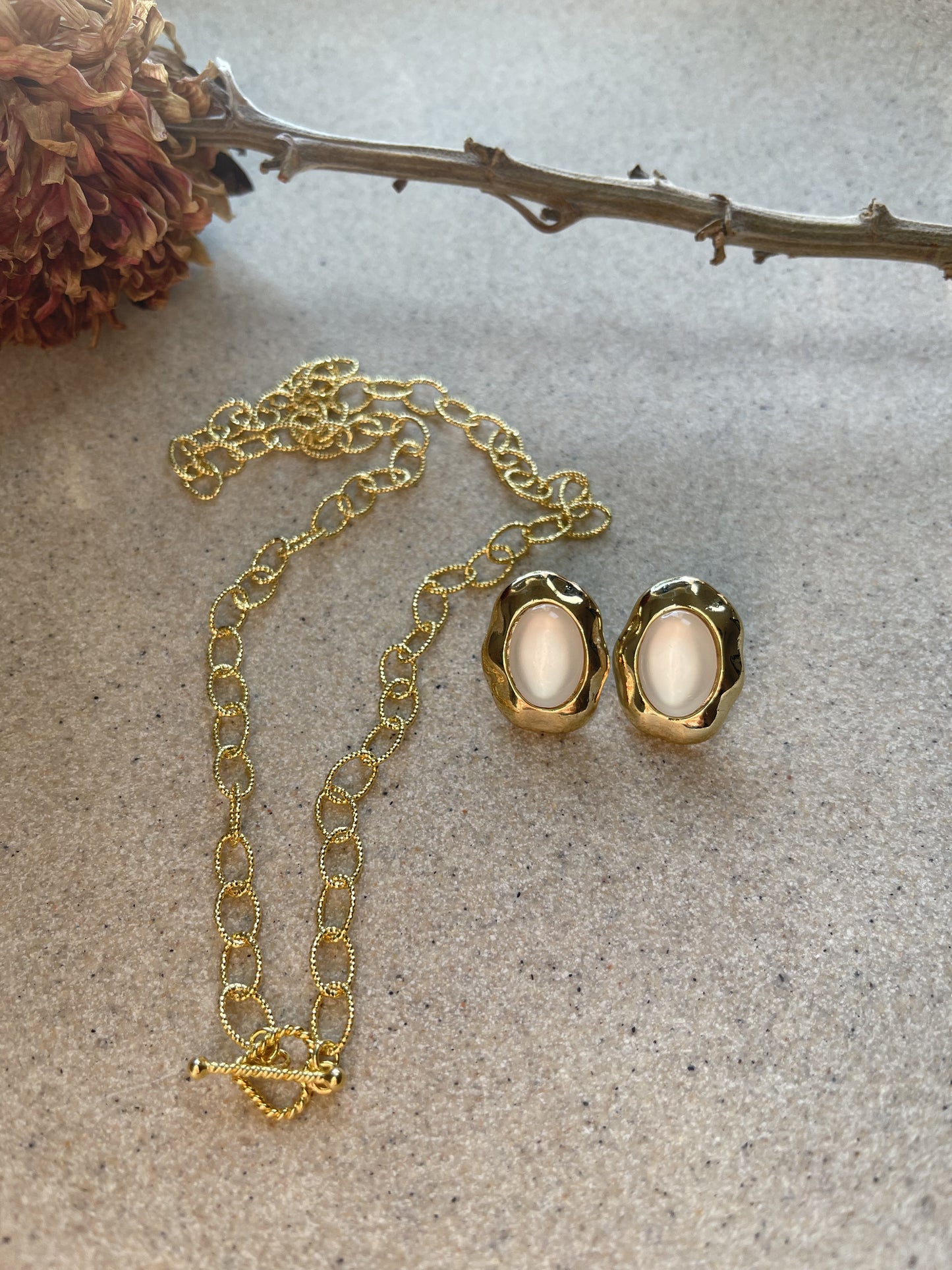 Olivia Necklace