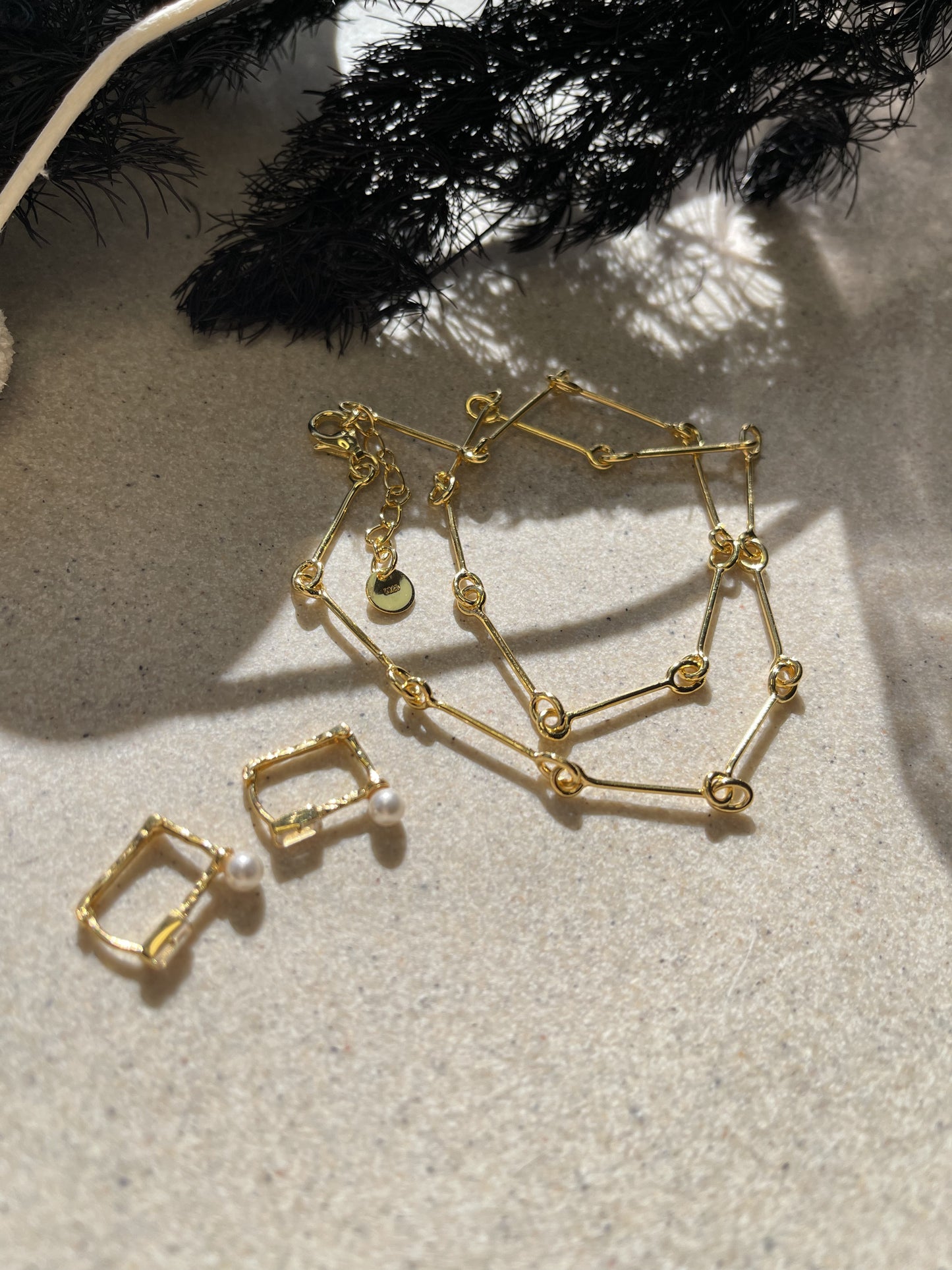 Julieta Pearl Diamond Earrings