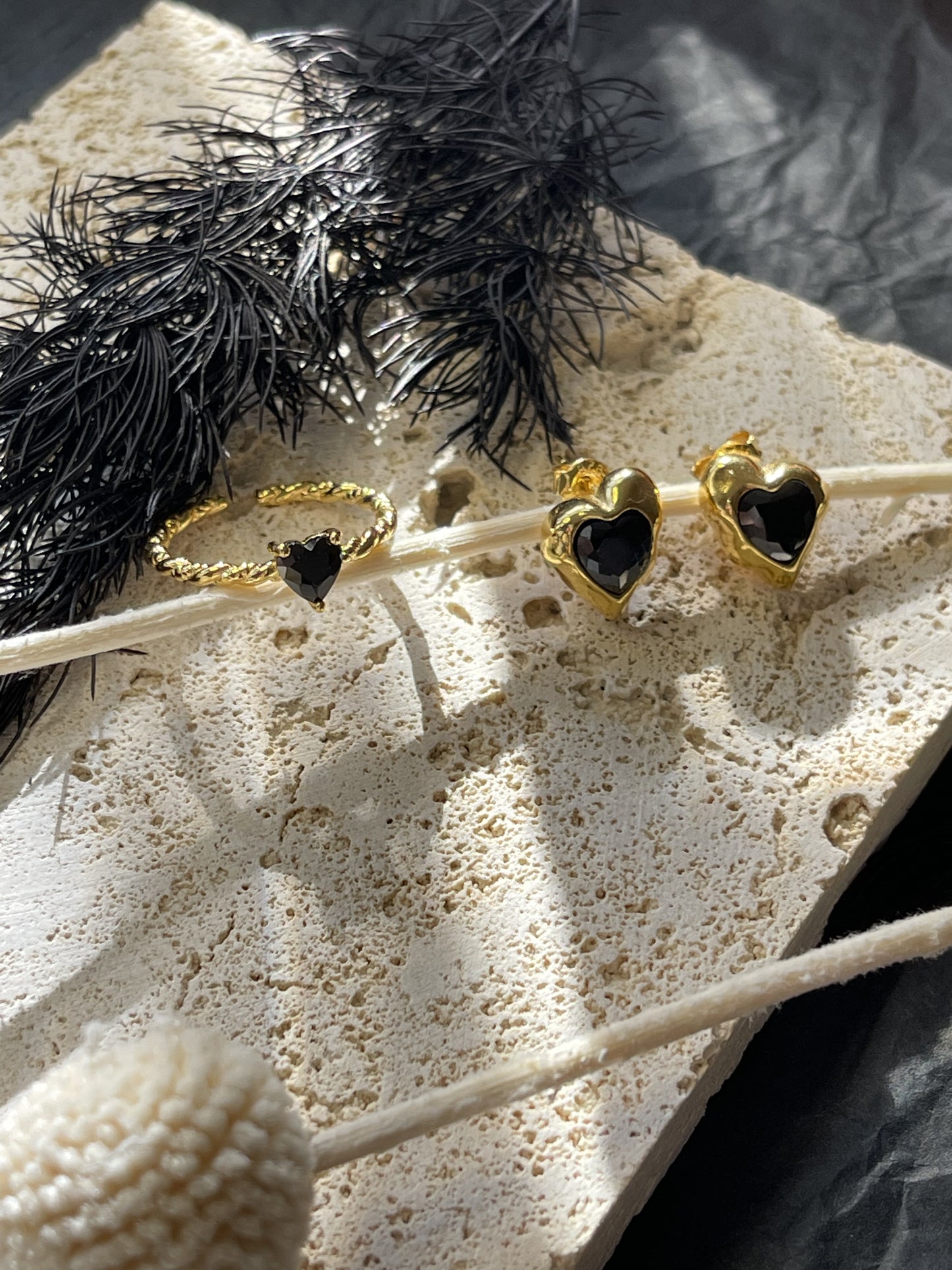 Jada Heart Earrings
