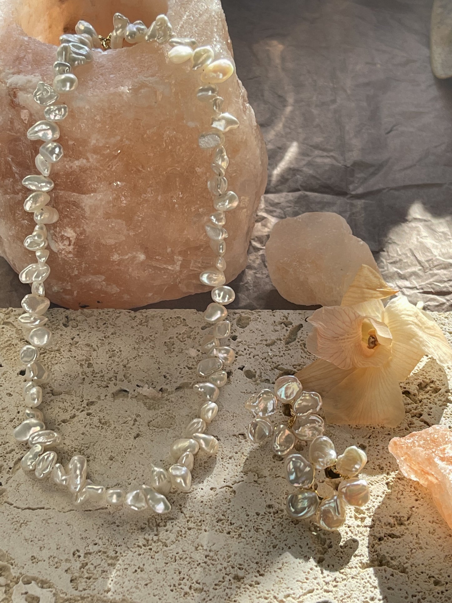 Leslie Pearls Necklace