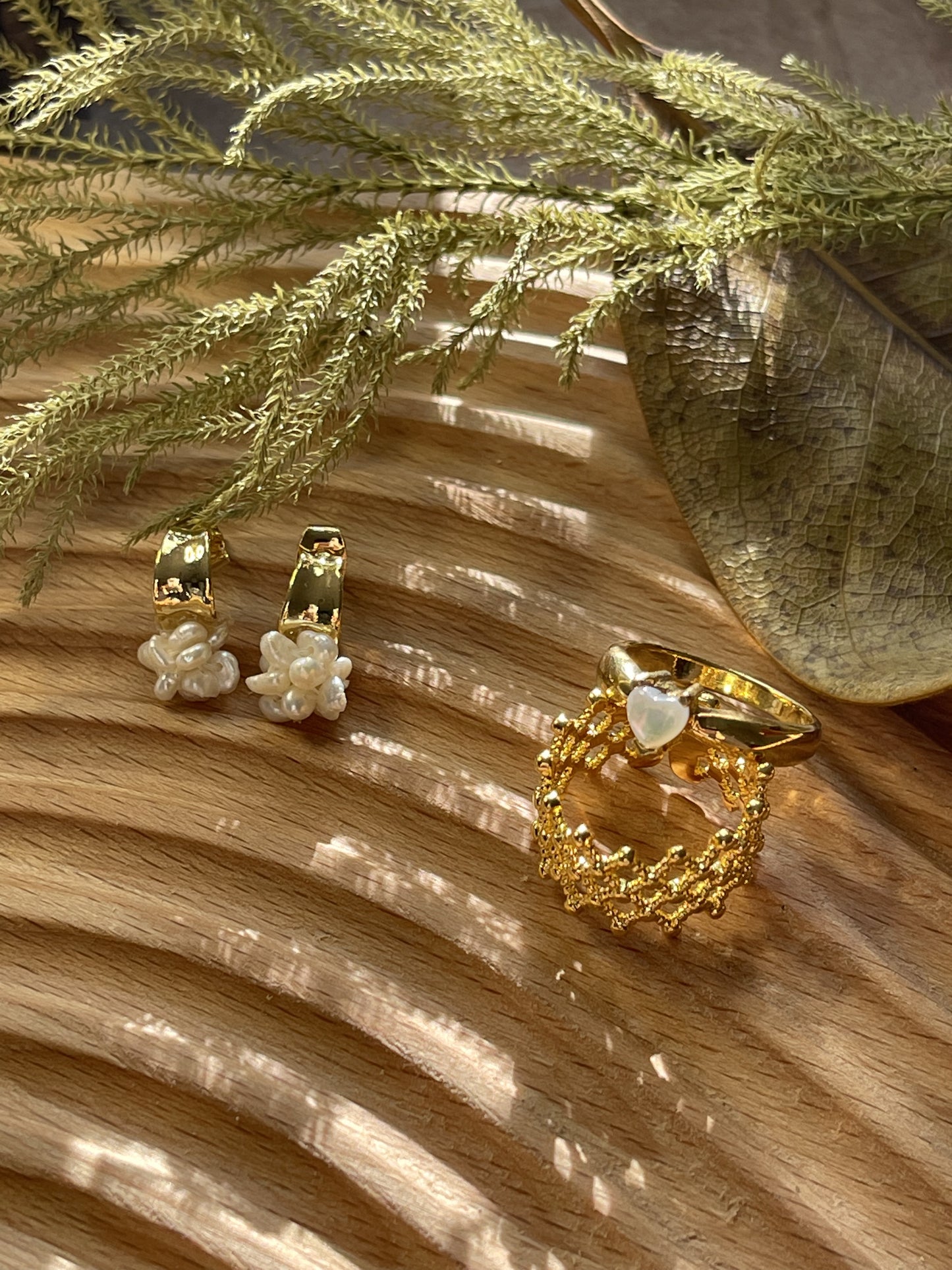 Karla Pearl Earrings