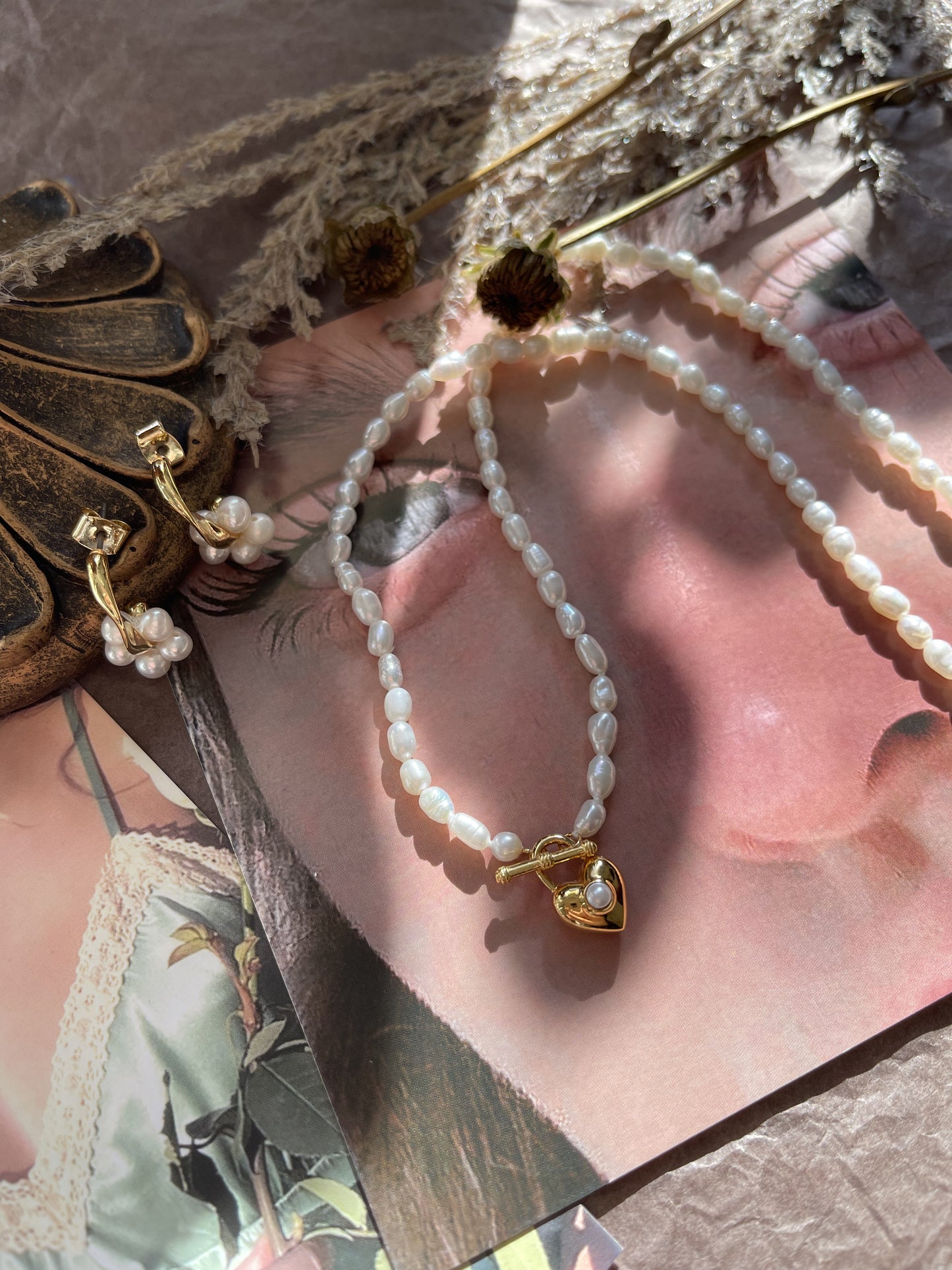 Roselyn Pearl Necklace
