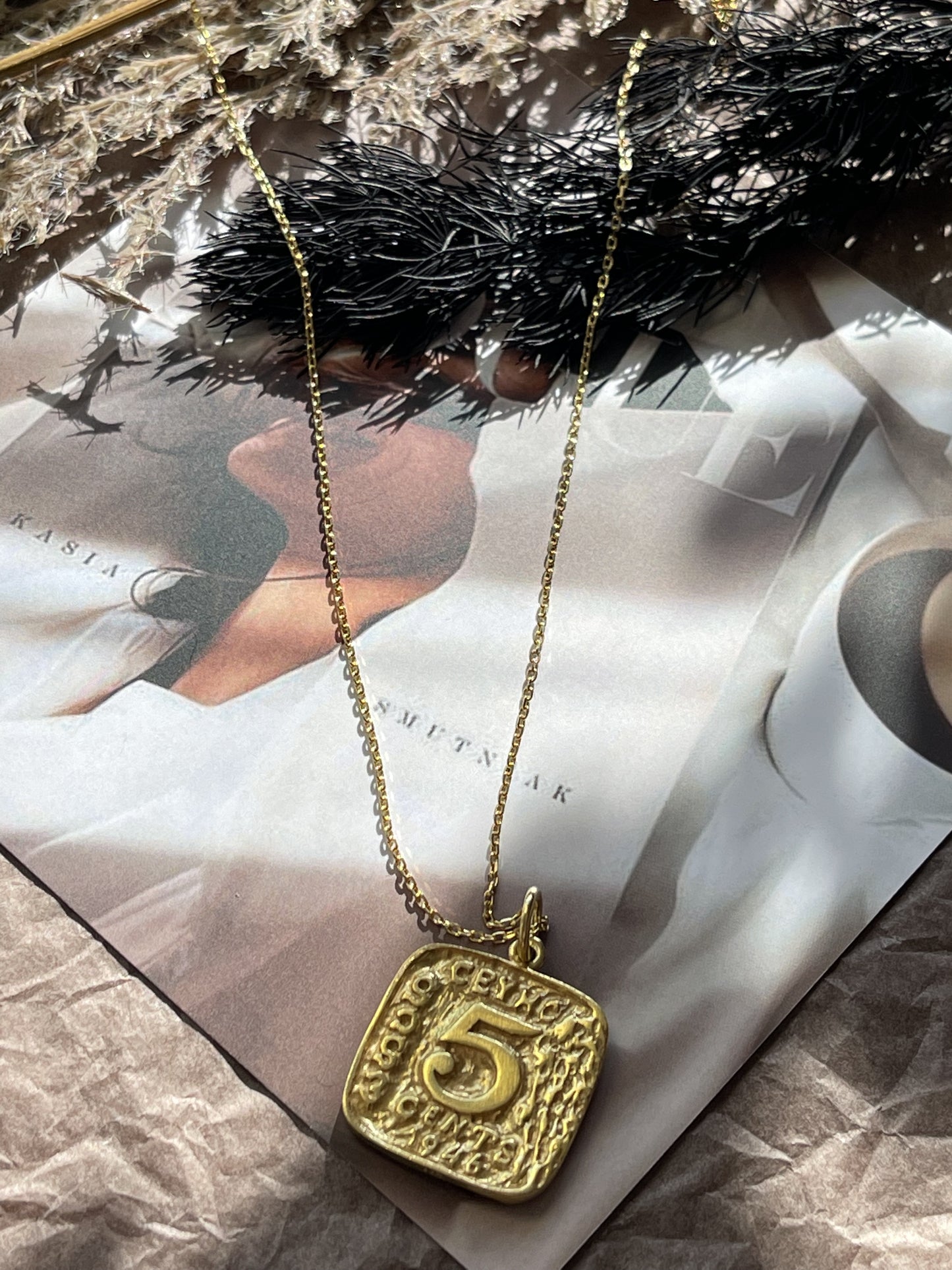 Halle Retro Necklace