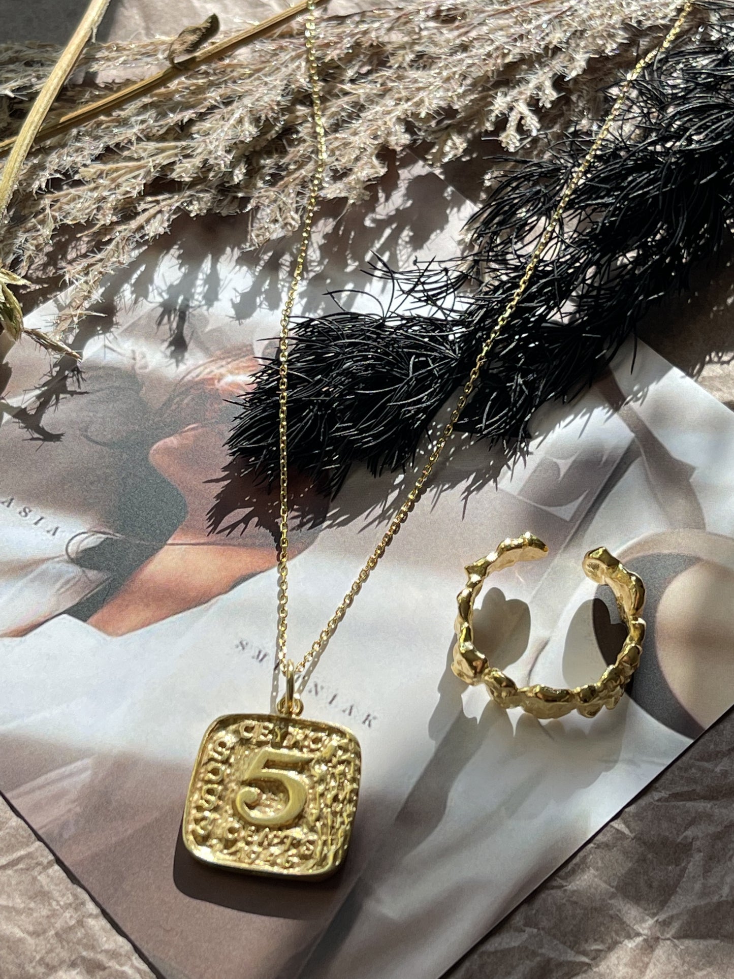 Halle Retro Necklace