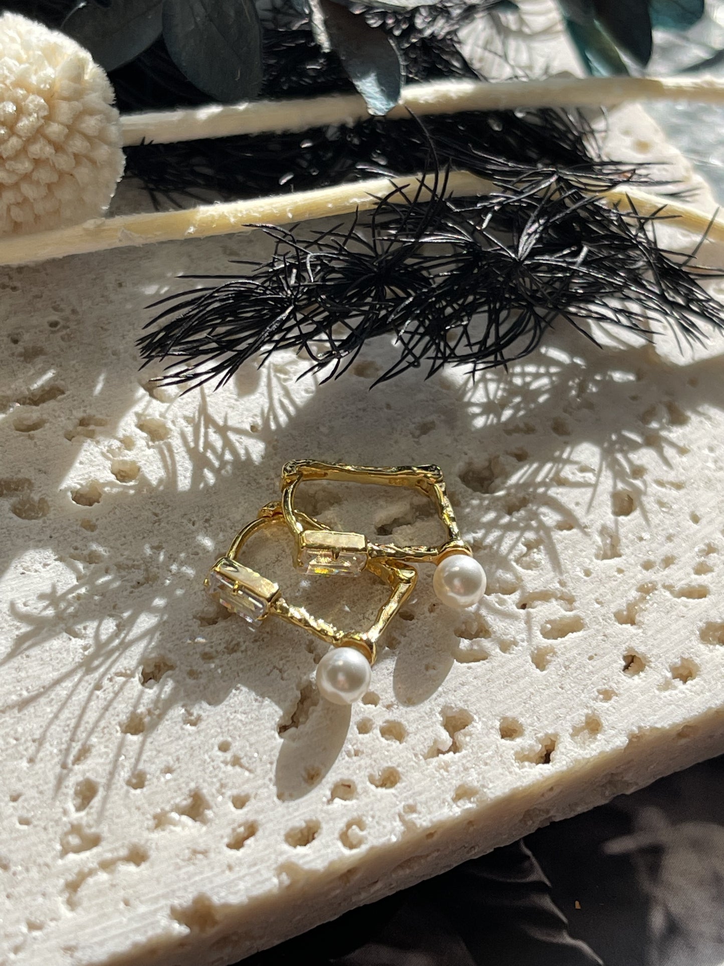 Julieta Pearl Diamond Earrings