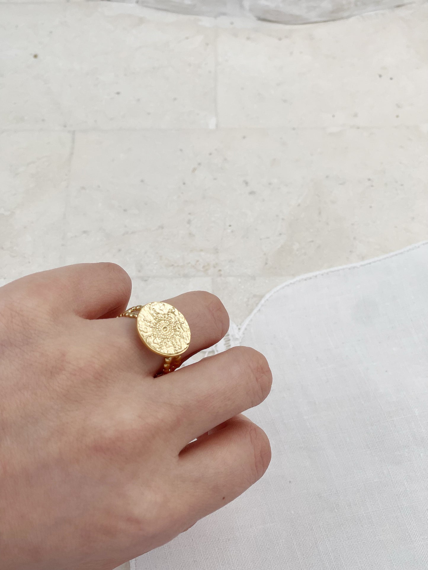 Gold Vintage Compass Hollow Ring