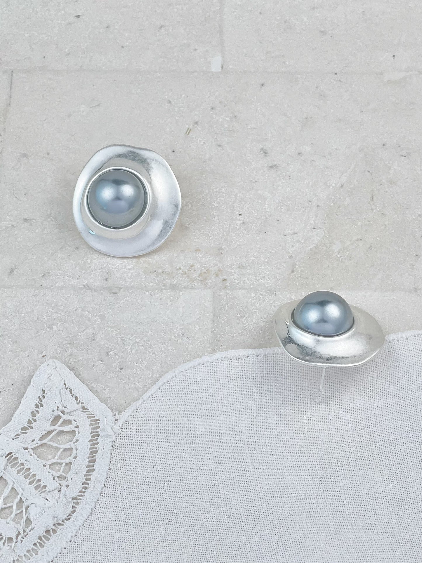 Frosted Silver Platinum Gray Pearl Stud Earrings