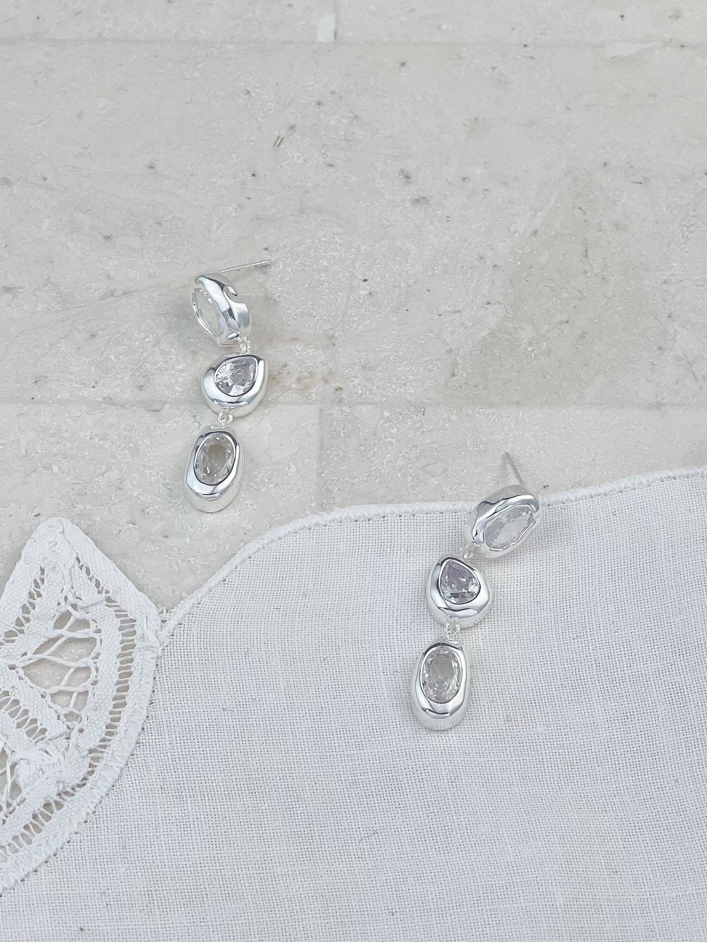 Silver Plated Molten Diamond Earrings