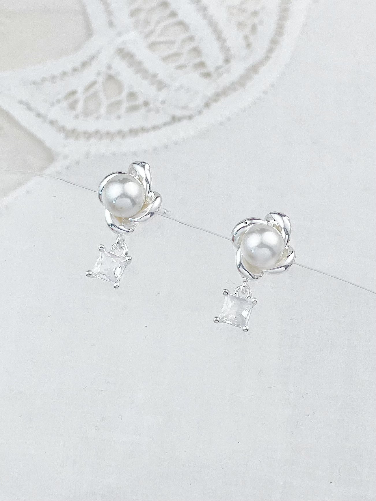 Silver Four Leaf Flower Pearl Diamond Earrings