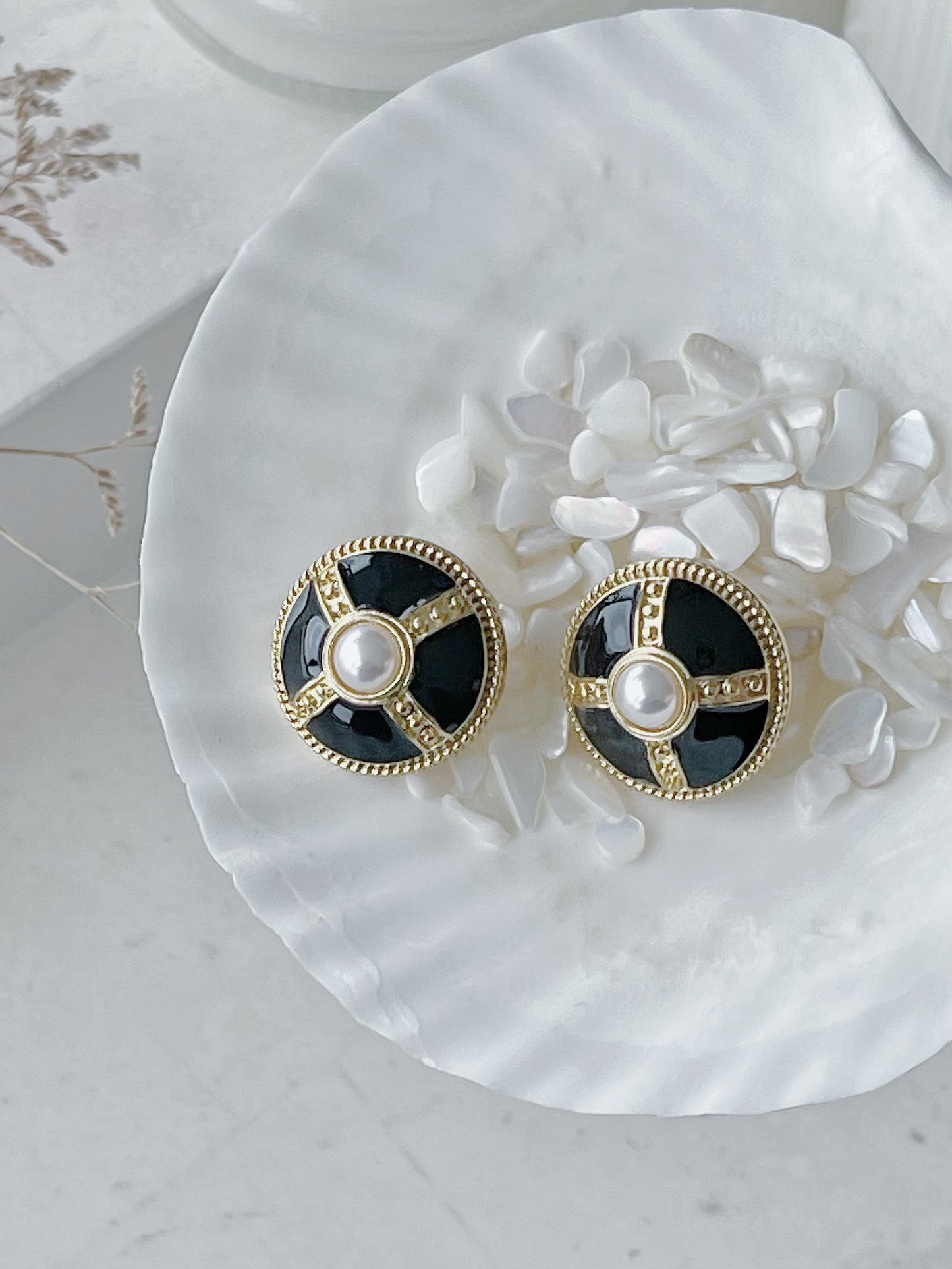 Zvaigzne Stud Earrings