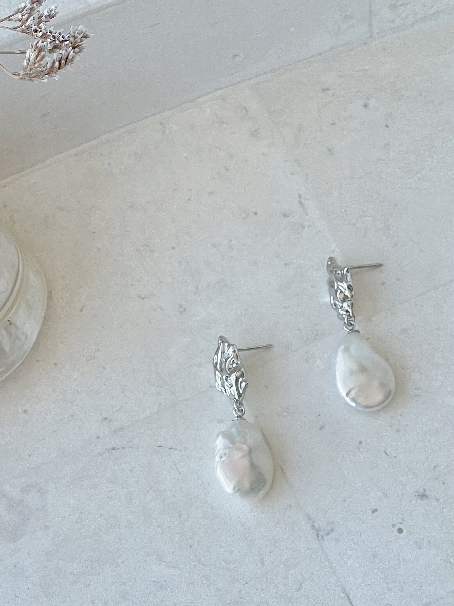 Elara Moon Shadow Baroque Pearl Earrings