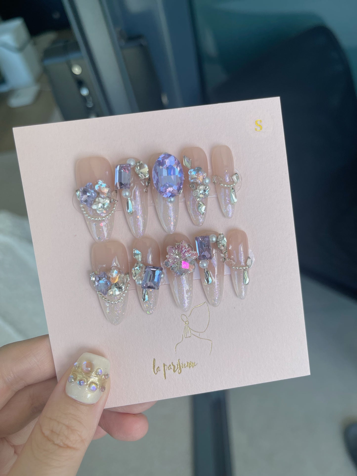 Gemstone Glow Press On Nails