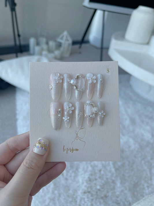 Little Snowflake Press On Nails