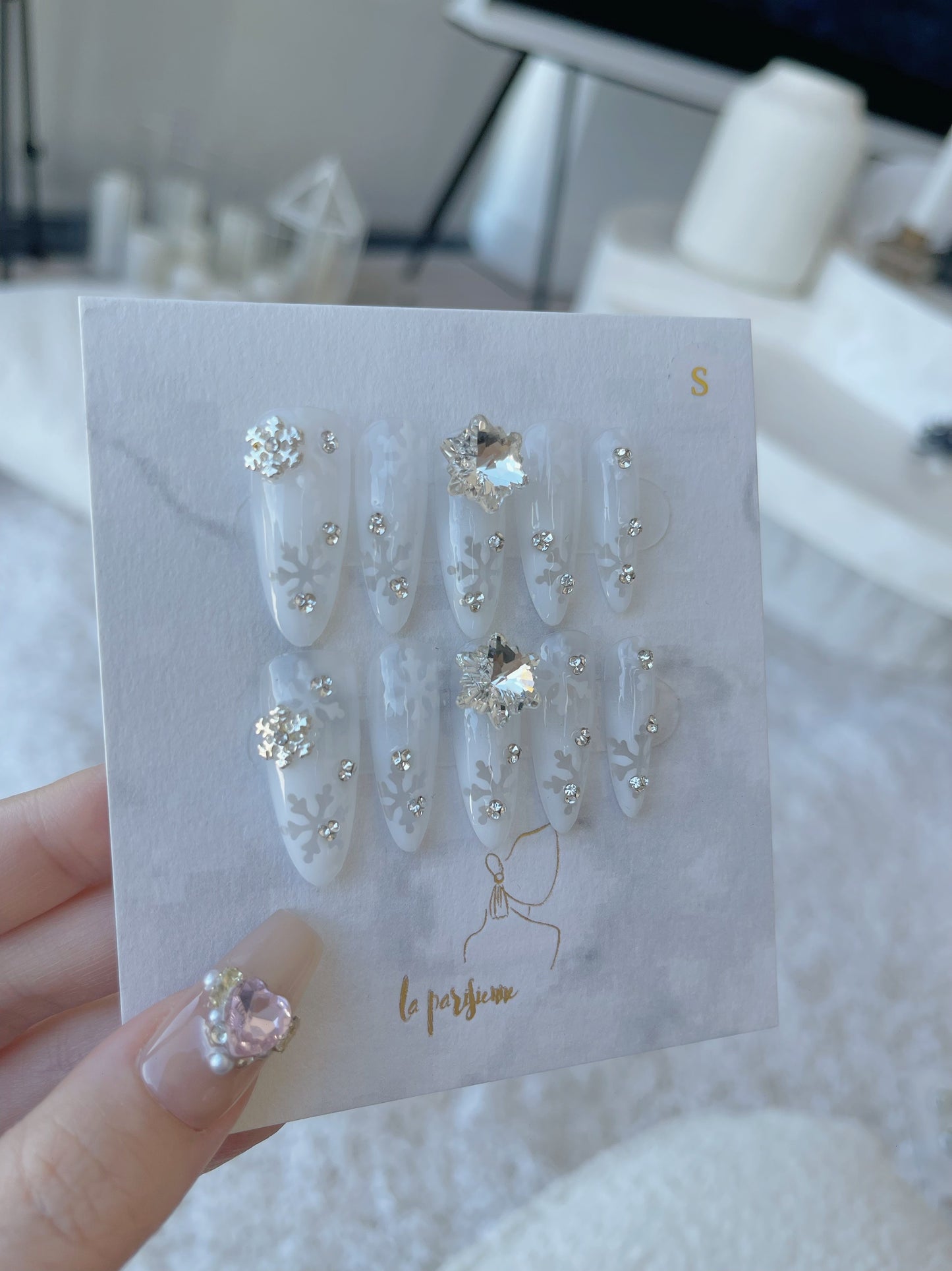 Frozen Press On Nails