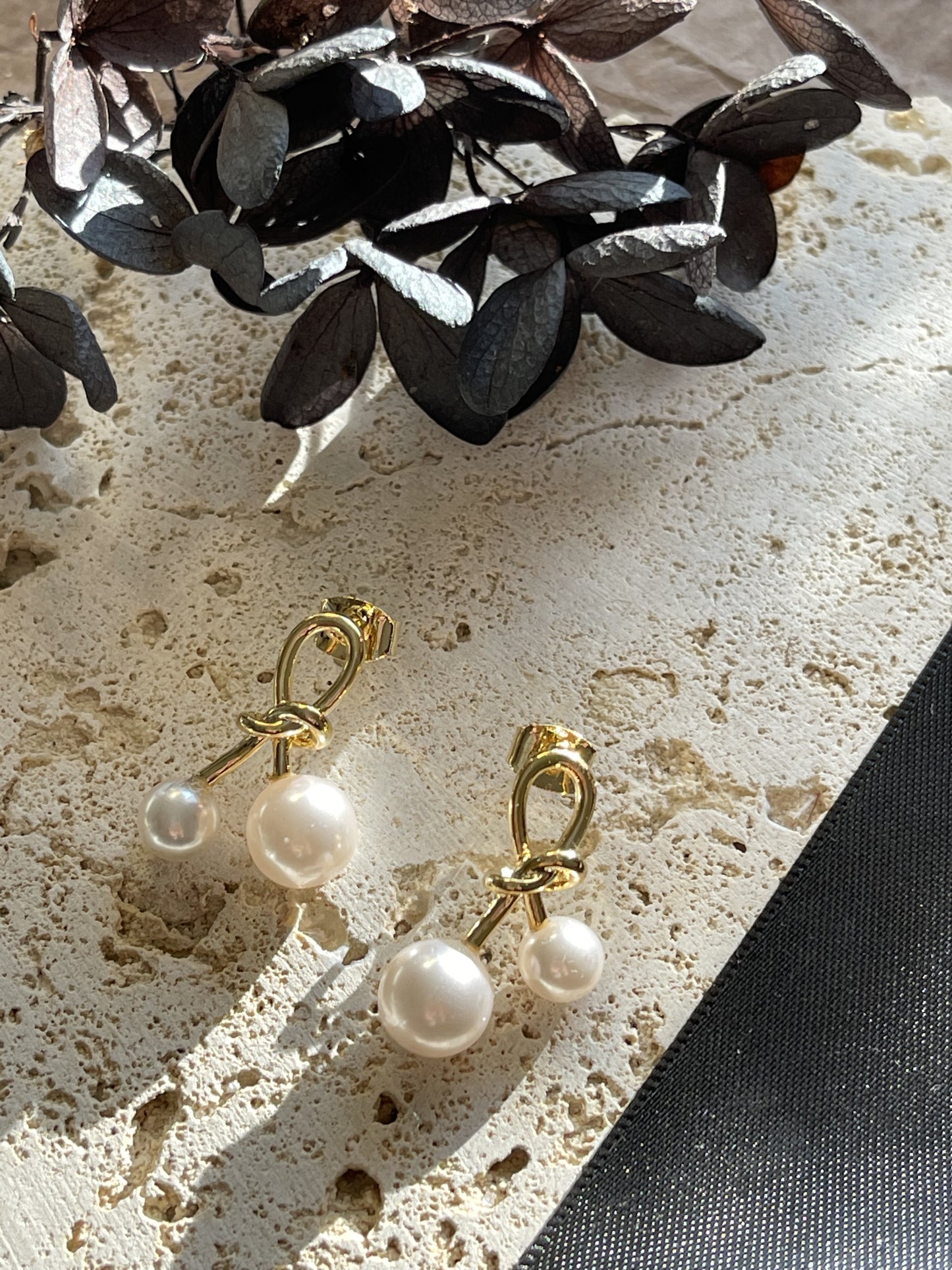 Bridget Pearl Earrings